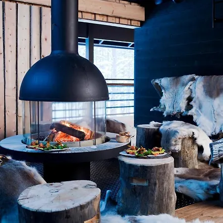 Spirit Luxury & * Levi