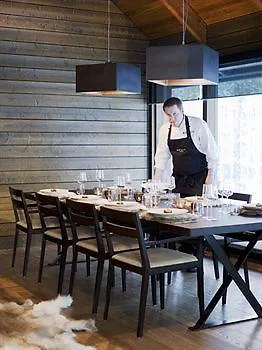 Spirit Luxury & * Levi